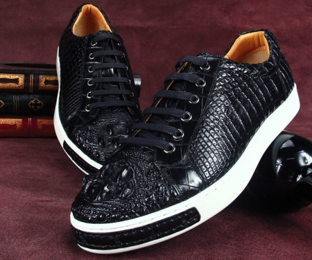 Fashion Crocodile Skin Shoes, Crocodile Sneakers-Exhibition